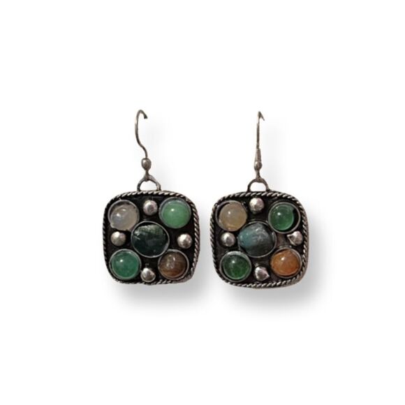 🤯5/$20🤯 NEW Multicolor Square Silver Tone Dangle Earrings - Picture 1 of 2